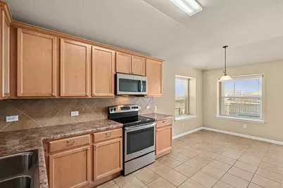 734 Wolfeton Way, New Braunfels, TX 78130 - Photo 8