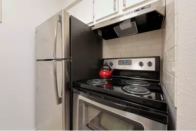 304 E 34th Street, Austin, TX 78705 - Photo 10