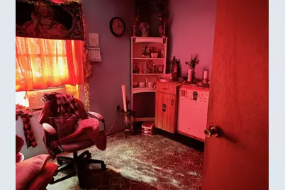 413 SW 1st Street, Waelder, TX 78959 - Photo 8