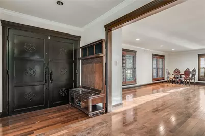 4900 Balcones Drive, Austin, TX 78731 - Photo 4