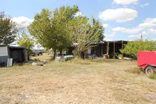 377 Crooked Rd, Dale, TX 78616 - Photo 32