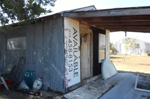377 Crooked Rd, Dale, TX 78616 - Photo 6