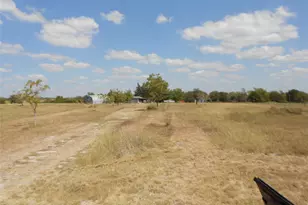 377 Crooked Rd, Dale, TX 78616 - Photo 36