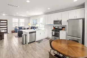 1901 Artesian Spgs Xing, Leander, TX 78641 - Photo 4