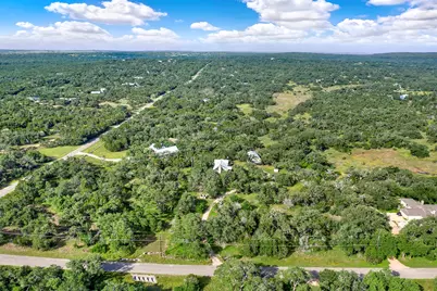 8015 Ozark Drive, San Marcos, TX 78666 - Photo 34