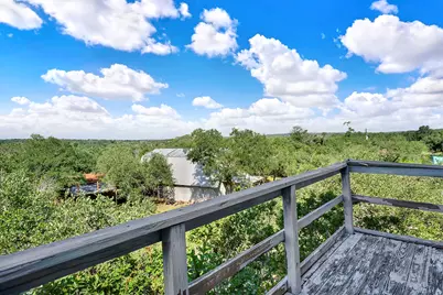 8015 Ozark Drive, San Marcos, TX 78666 - Photo 26