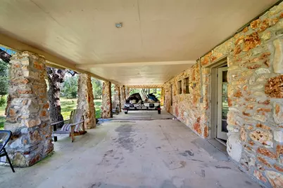 8015 Ozark Drive, San Marcos, TX 78666 - Photo 4