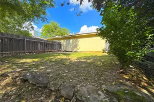 9900 Hundred Oaks Cir, Austin, TX 78750 - Photo 24