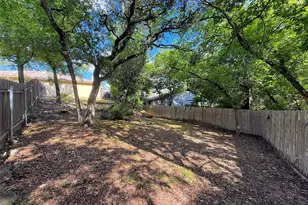 9900 Hundred Oaks Cir, Austin, TX 78750 - Photo 22