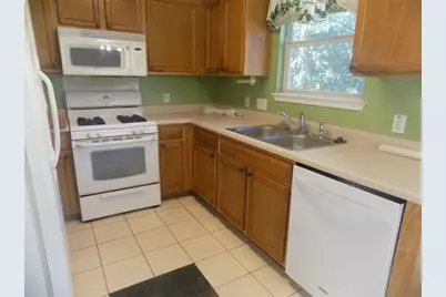 209 Crystal Knoll Boulevard, Georgetown, TX 78626 - Photo 6