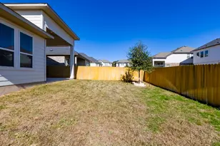 129 Cotton Tree Ter, Dripping Springs, TX 78620 - Photo 40