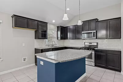 309 Willow City Valley, Buda, TX 78610 - Photo 6