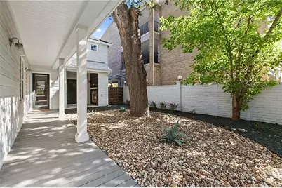 610 W 33rd Street, Austin, TX 78705 - Photo 2