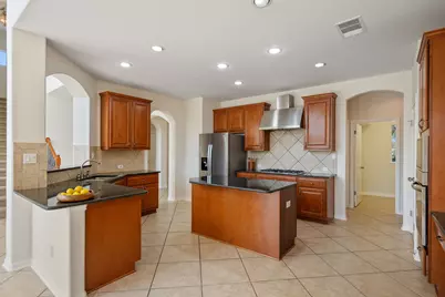 12529 Rush Creek Lane, Austin, TX 78732 - Photo 10