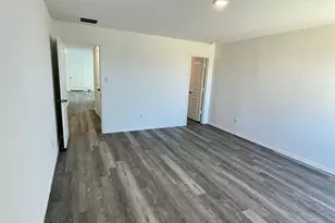 5910 Antonio Pl, Seguin, TX 78155 - Photo 10