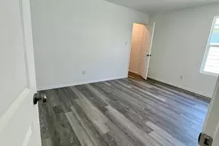 5910 Antonio Pl, Seguin, TX 78155 - Photo 12