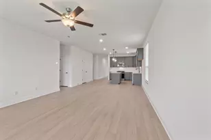 13312 Lapoynor St, Manor, TX 78653 - Photo 8