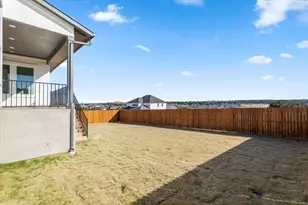 100 Plumfield Cv, Georgetown, TX 78628 - Photo 6