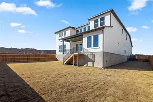 100 Plumfield Cv, Georgetown, TX 78628 - Photo 4