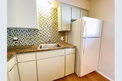 2800 Swisher Street #217, Austin, TX 78705 - Photo 6