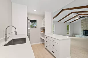 1703 New York Ave, Austin, TX 78702 - Photo 1