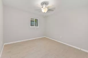 1703 New York Ave, Austin, TX 78702 - Photo 22