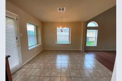 1005 Gentry Drive, Leander, TX 78641 - Photo 6