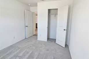 2304 Blizzard Dr, Lockhart, TX 78644 - Photo 12