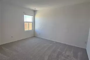2304 Blizzard Dr, Lockhart, TX 78644 - Photo 14
