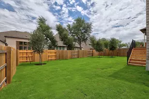 112 Red Camella Dr, Georgetown, TX 78628 - Photo 16