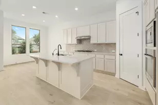 112 Red Camella Dr, Georgetown, TX 78628 - Photo 2