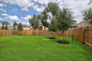 112 Red Camella Dr, Georgetown, TX 78628 - Photo 22