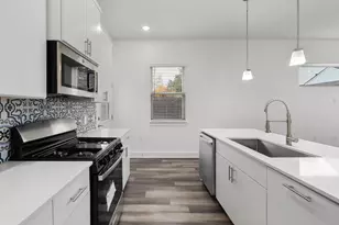 6813 Suena Dr, Austin, TX 78741 - Photo 12