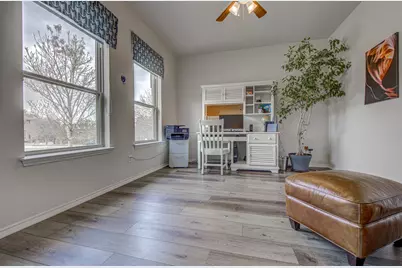 208 Kettleman Lane N, Austin, TX 78717 - Photo 6