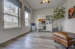 208 Kettleman Ln N, Austin, TX 78717 - Photo 6