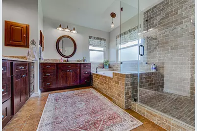 208 Kettleman Lane N, Austin, TX 78717 - Photo 10
