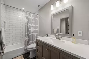 1723 Fawn Dr, Austin, TX 78741 - Photo 20