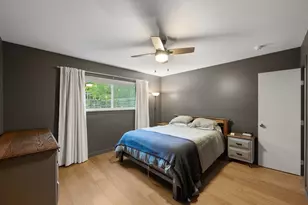 1723 Fawn Dr, Austin, TX 78741 - Photo 16
