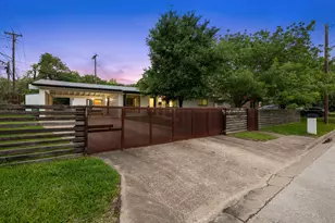 1723 Fawn Dr, Austin, TX 78741 - Photo 38