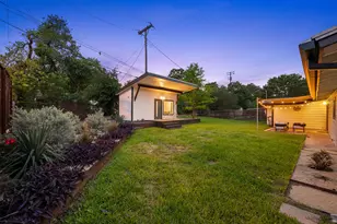 1723 Fawn Dr, Austin, TX 78741 - Photo 26
