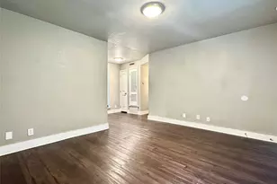 4316 Bull Creek Rd, Austin, TX 78731 - Photo 4