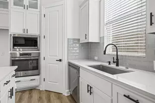 162 Topaz Cir, Dripping Springs, TX 78620 - Photo 20