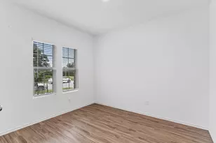 102 Coyote Mountain Cv, Georgetown, TX 78628 - Photo 2