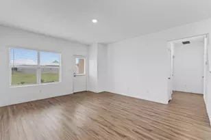 102 Coyote Mountain Cv, Georgetown, TX 78628 - Photo 8