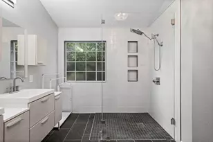 10605 Lindshire Ln, Austin, TX 78748 - Photo 22