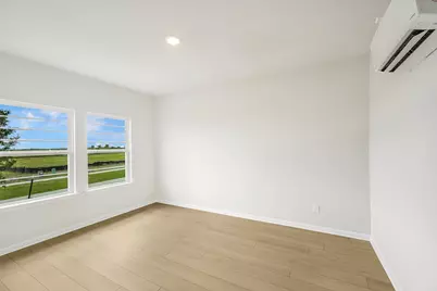 8601 Dongan Drive, Austin, TX 78744 - Photo 2