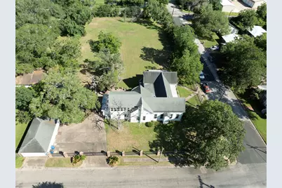 350 N Madison Street, La Grange, TX 78945 - Photo 10