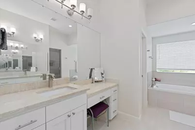 20913 Nimitz Avenue, Lago Vista, TX 78645 - Photo 16
