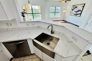 2320 Gracy Farms Ln, Austin, TX 78758 - Photo 10