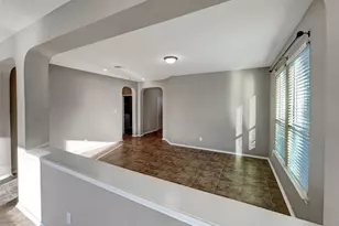 201 Phillips Dr, Kyle, TX 78640 - Photo 18